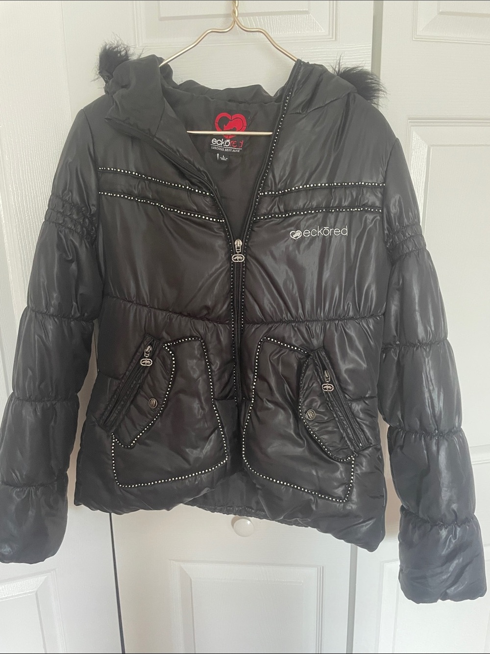 Eckored boarding jacket, black sheen puffer with rhinestones